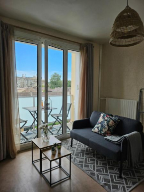 Appartement F3 - Calme, meublé et chaleureux